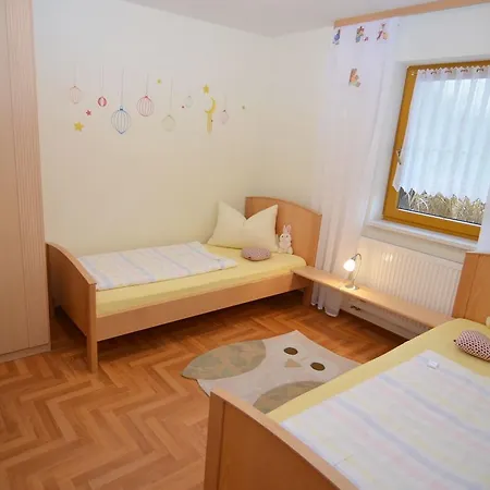 Welcoming In Prackenbach With Covered Terrace Apartamento Viechtach